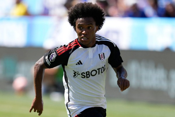 WILLIAN ĐỒNG Ý TỚI AL-SHABAB NGAY SAU KHI GIA HẠN VỚI FULHAM