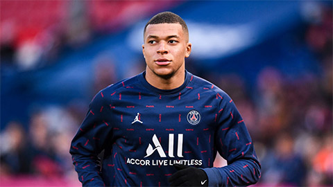 Mbappe từ bỏ phần lớn tiền thưởng để trở lại đội một PSG