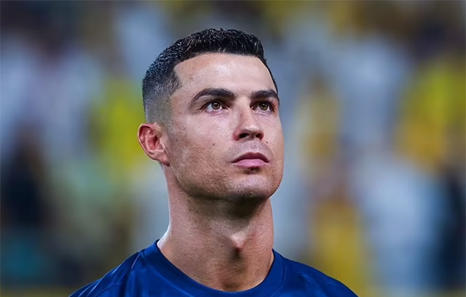 Ronaldo đã lui vào quá khứ