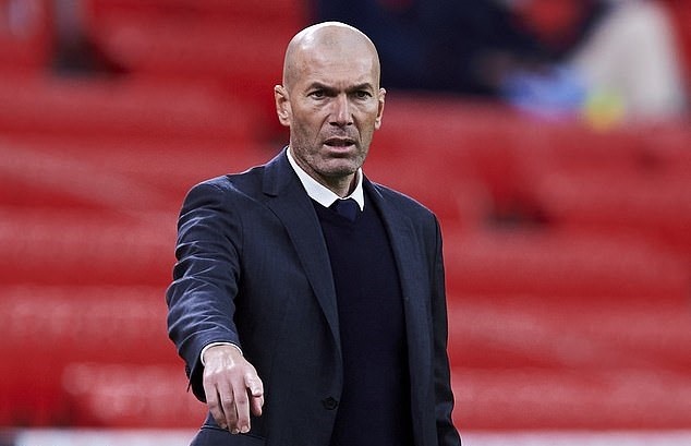 Zinedine Zidane không dại dột mà đến MU