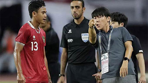 Trước trận Indonesia vs Iraq: Việt Nam khiến thầy trò Shin Tae Yong 'gánh còng lưng'