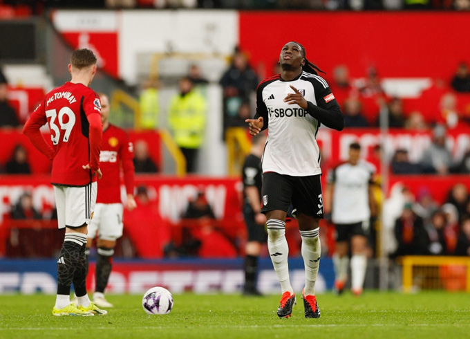 Có cả đống vấn đề, MU lấy gì đấu Man City?