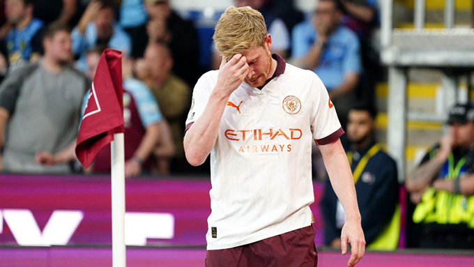 Vắng De Bruyne, Man City có suy?