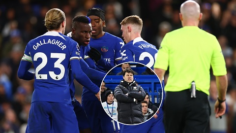 Pochettino phẫn nộ vì trò hề tranh penalty của Chelsea