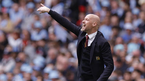 Ten Hag thừa nhận MU vào chung kết FA Cup nhờ may mắn