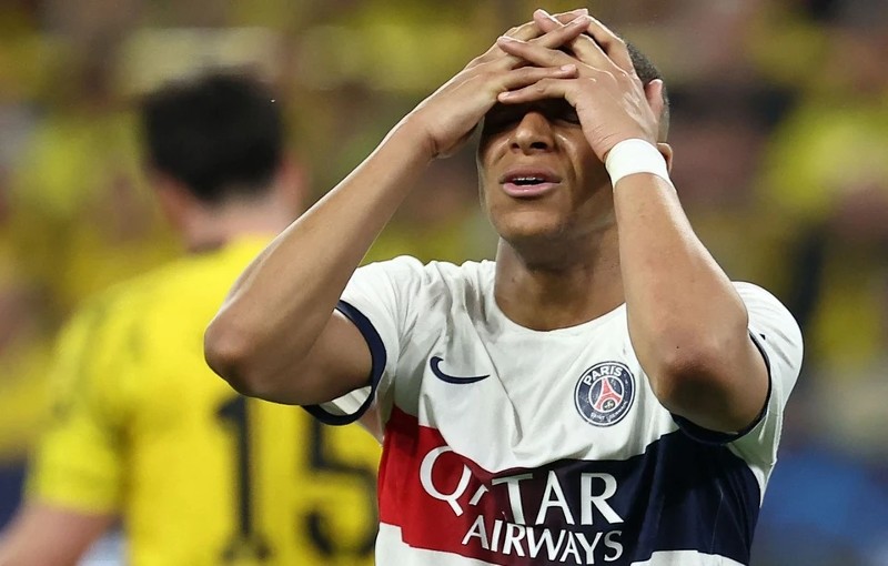 Mbappe nổi giận với HLV Enrique