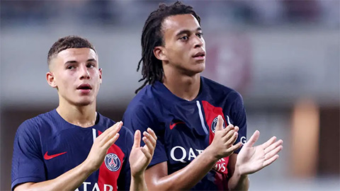 Em trai Mbappe cũng sắp rời PSG