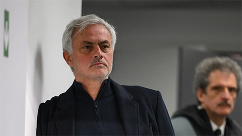 Mourinho bất ngờ đua tranh cùng Allegri