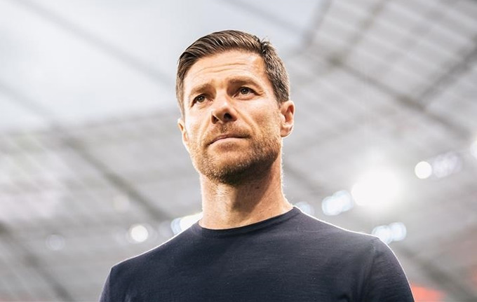 Xabi Alonso: Hành trình 7 năm & ngày bước ra ánh sáng tại Bernabeu