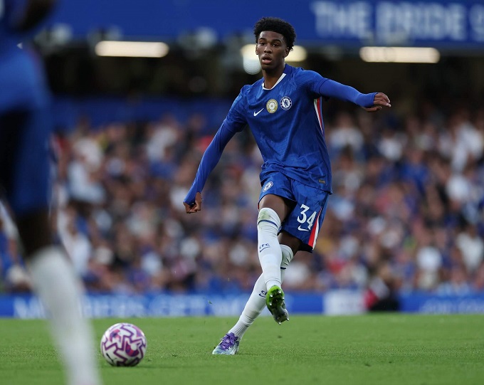 Chelsea loạn đao pháp vì Colwill 