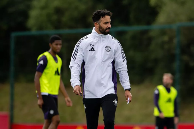 Amorim dành đặc quyền cho thần đồng 'trăm năm có một' của MU