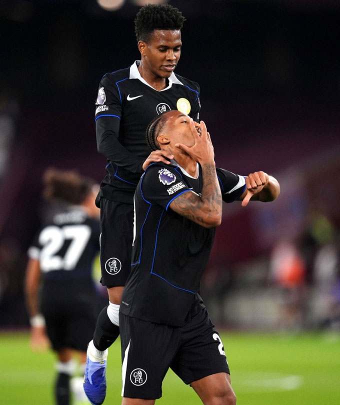 Không Palmer, đã có Estevao giúp Chelsea hóa 'mãnh sư'