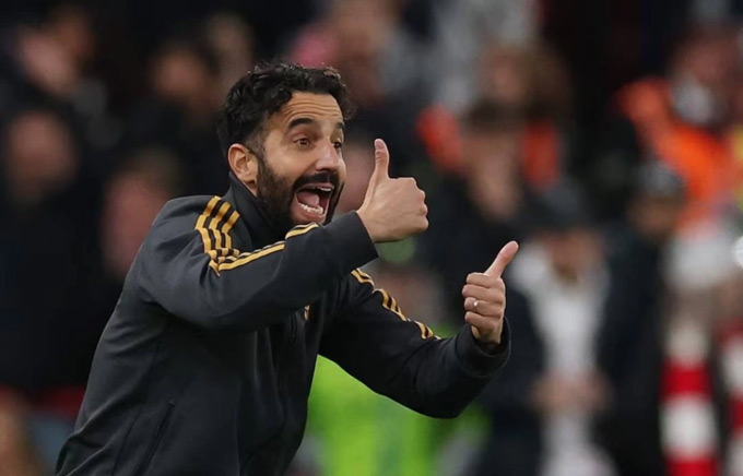 MU vừa nhận được một bài học quý giá