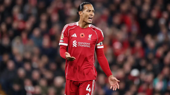 Real Madrid đã từ chối chiêu mộ Van Dijk theo dạng tự do