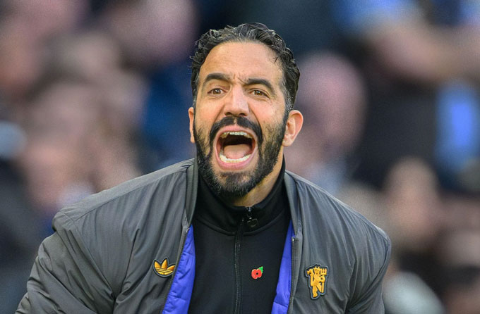 Ruben Amorim thẳng tay 'dằn mặt' Manuel Ugarte ngay trong phòng thay đồ MU