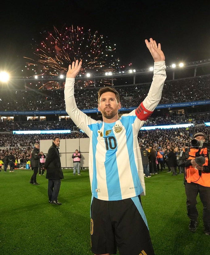 Lionel Messi vẫn đang ghi nhiều bàn hơn Cristiano Ronaldo