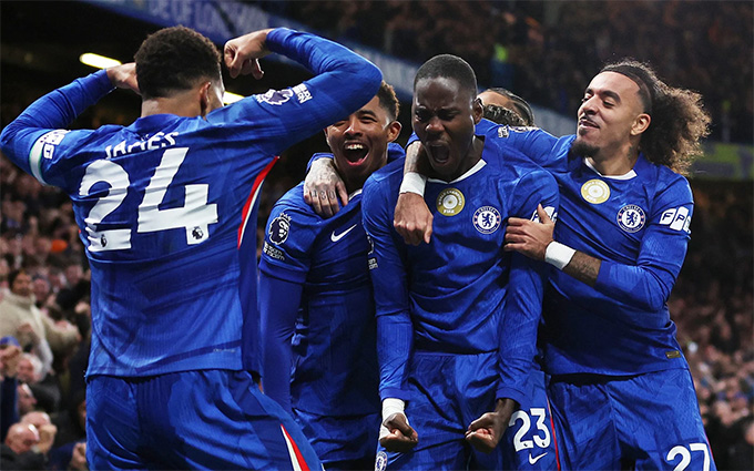 Chelsea vô kỷ luật đã… kỷ luật hơn!