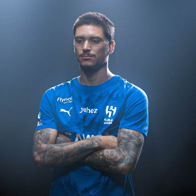 Darwin Nunez vỡ mộng ở Saudi Arabia