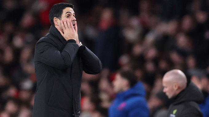 Arteta ngày càng 'hết bài', Arsenal phải cầu tới thần may mắn