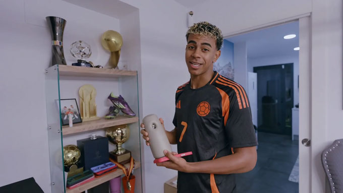 Lamine Yamal tiết lộ lý do tại sao không thể có bạn gái