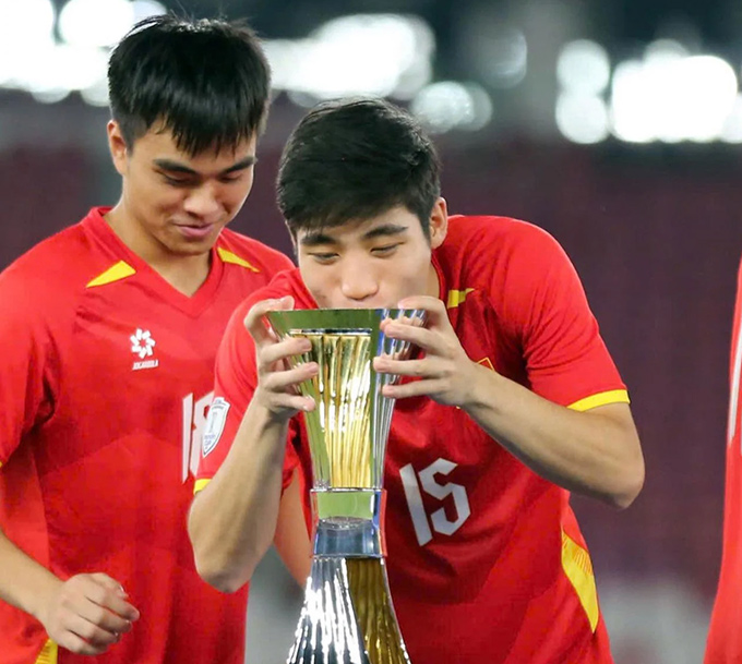 Đặng Tuấn Phong chia tay U23 Việt Nam trước thềm VCK U23 châu Á 2026
