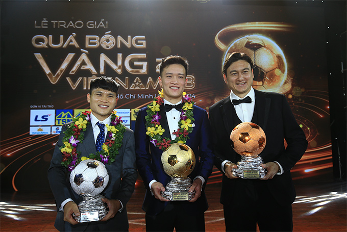 Bao giờ cầu thủ Việt kiều mới có Quả bóng vàng Việt Nam?