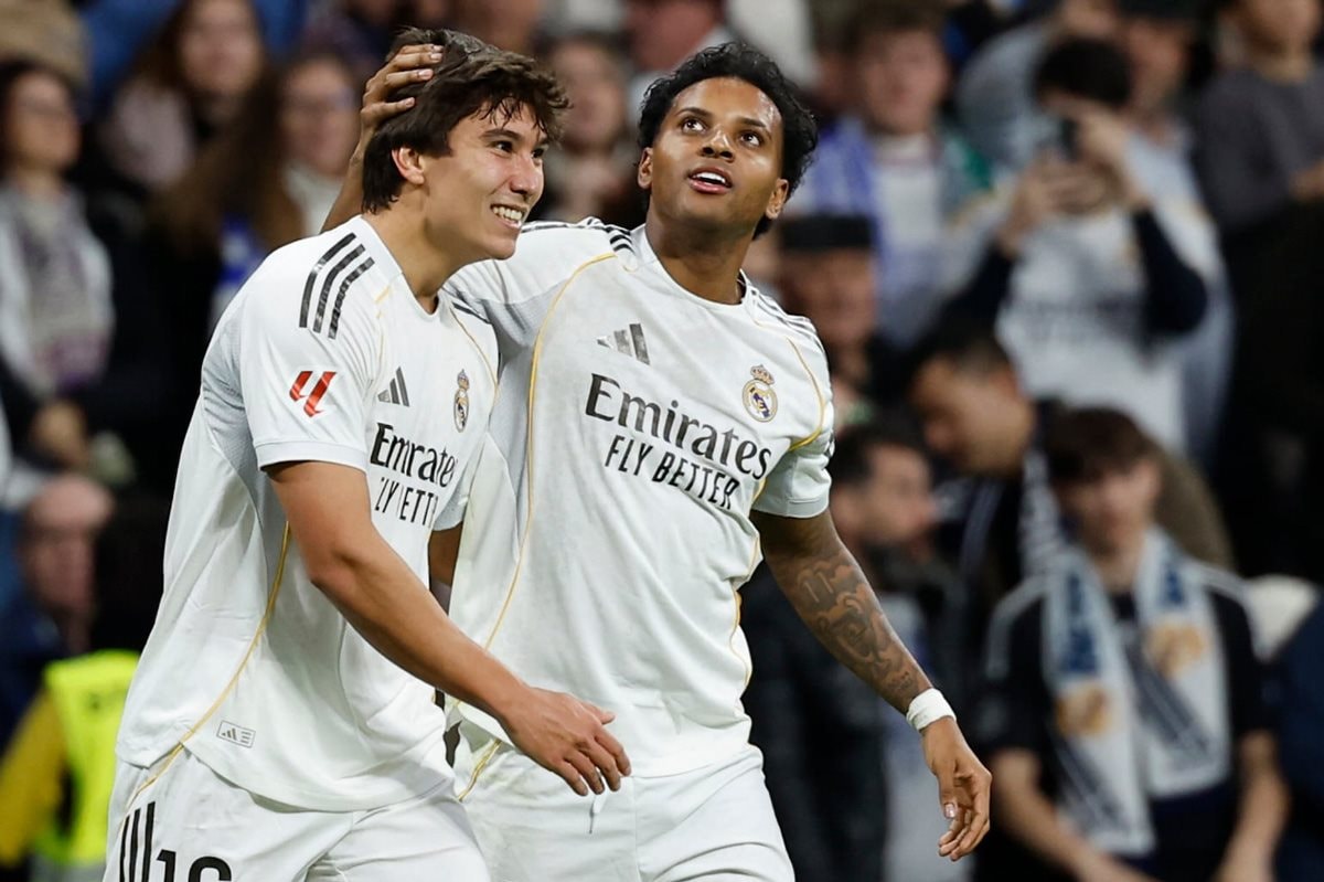 Có Gonzalo Garcia rồi, Mbappe cứ yên tâm dưỡng bệnh