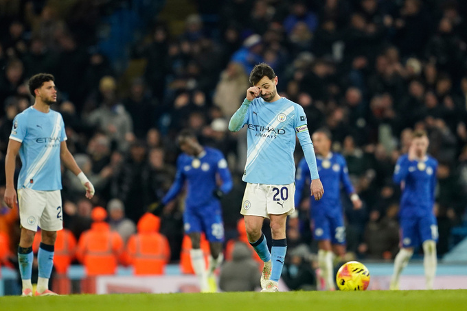 Man City đã ‘buông súng’?