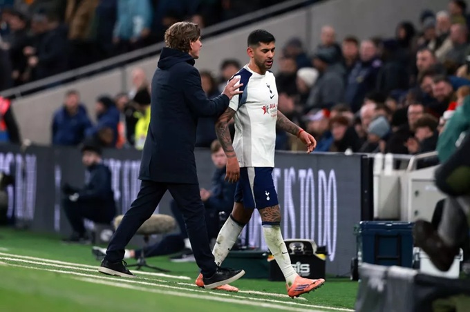 Toàn cảnh cuộc khủng hoảng điên rồ ở Tottenham