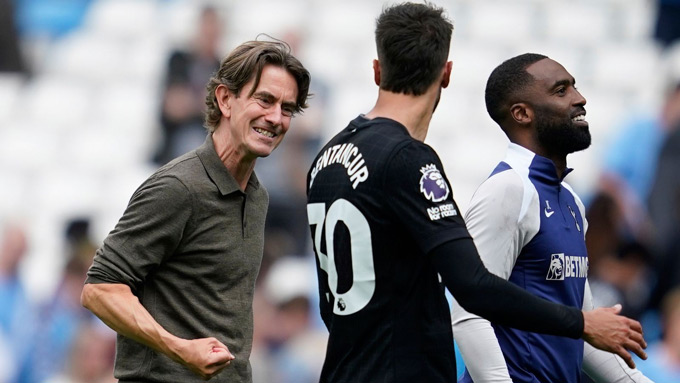 Tottenham thua Man City thì... tốt hơn