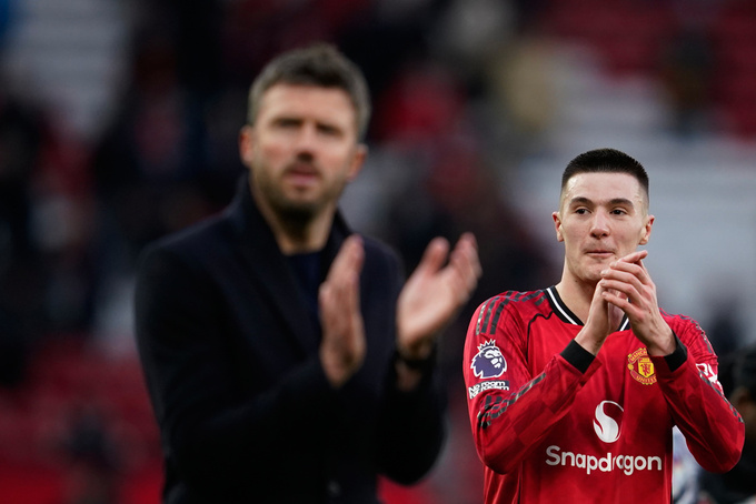 MU đã làm gì để hồi sinh ‘bom tấn’ Benjamin Sesko?