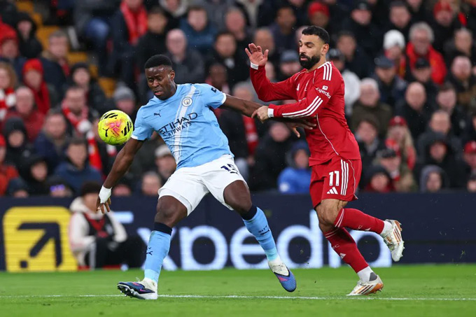 Sự khác biệt cay đắng giữa Man City và Liverpool