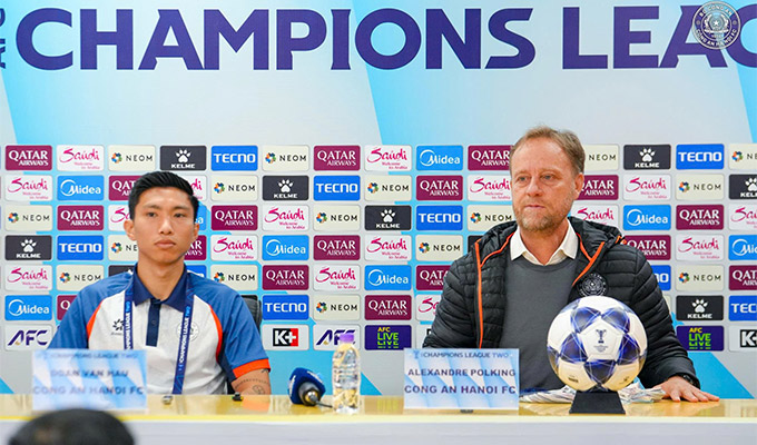 HLV Polking và Văn Hậu tự tin CAHN sẽ đi tiếp ở Champions League Two
