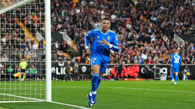 Real Madrid đón tin cực vui từ Mbappe