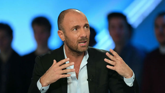 ‘Có quá nhiều cầu thủ không xứng đáng khoác áo Real’