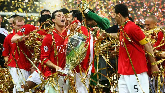 hông MU - Mourinho, đây có còn là Champions League?!