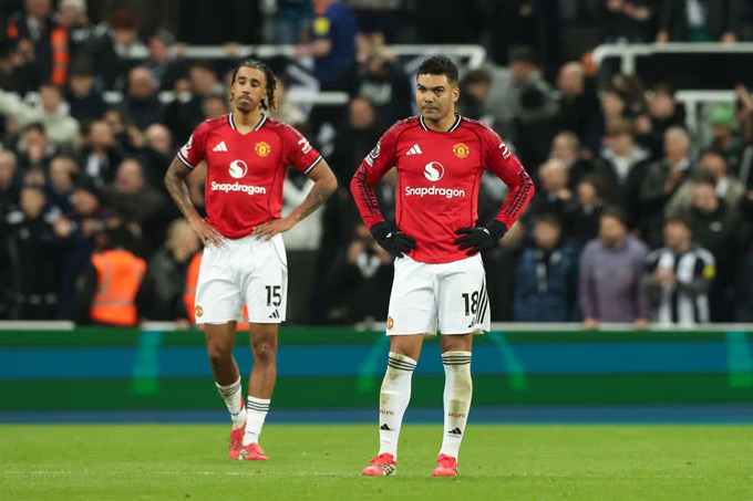 MU lộ điểm yếu chí tử