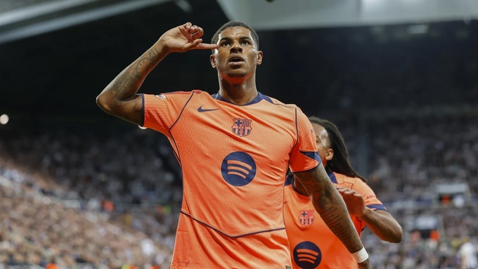 Khi Rashford trở lại 'nơi tình yêu bắt đầu'