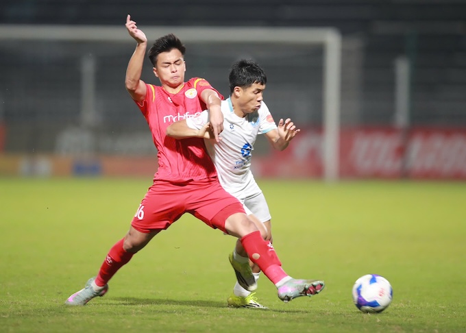 Cuộc đua trụ hạng V.League liệu có bất ngờ?