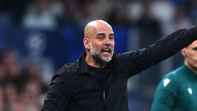 Phá 'lời nguyền' kéo dài 4 năm, HLV Guardiola vẫn tỏ ra khó chịu