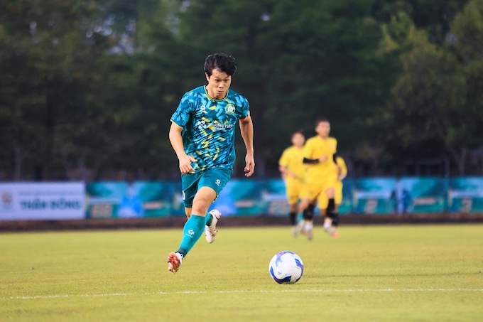 Dính chấn thương nặng, Công Phượng sớm chia tay mùa giải 2025/26