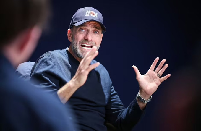 Klopp bác tin đồn đến Real Madrid, xác nhận trở lại Liverpool