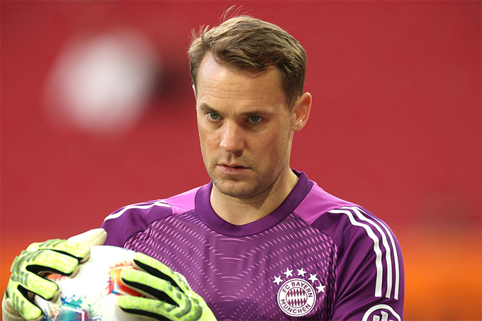 Neuer và Bayern Munich hoãn gia hạn hợp đồng vì chấn thương