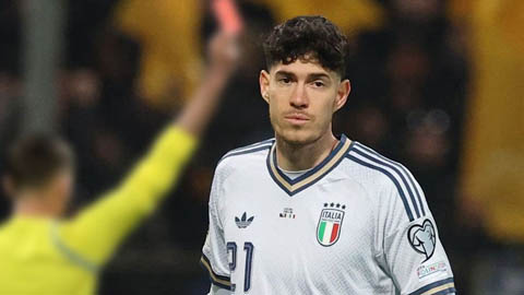 Thẻ đỏ tai hại của Bastoni 'tước' vé dự World Cup 2026 của Italia