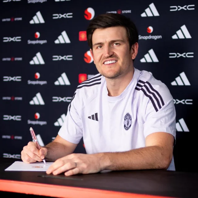 Harry Maguire gia hạn hợp đồng với MU thêm 1 năm