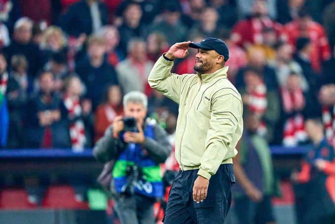 Vincent Kompany nói thẳng về chiếc thẻ vàng gây tranh cãi