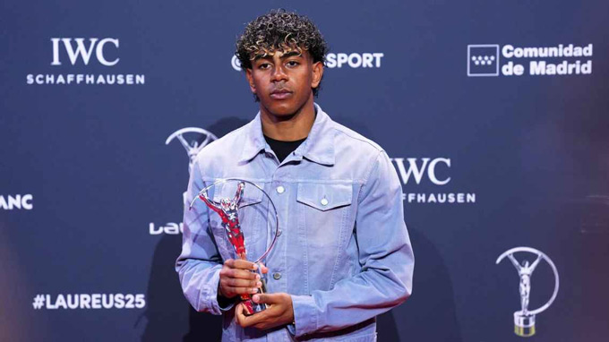 Lamine Yamal đi vào lịch sử với giải thưởng cao quý