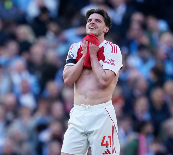 'Declan Rice giống như Roy Keane ở MU'