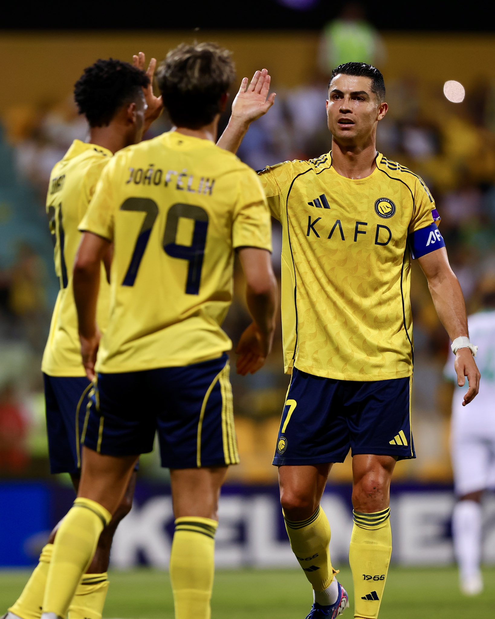 Cristiano Ronaldo rộng cửa vô địch AFC Champions League Two 2025/26