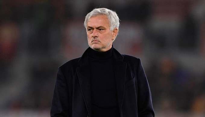 Real Madrid có phải bến đỗ quá sức với Mourinho?